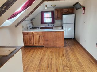45 Green St #4, Lebanon, NH 03766