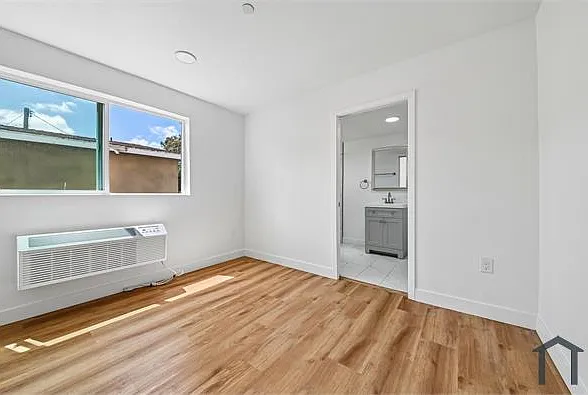 219 E 87th St #204 — Photo 11