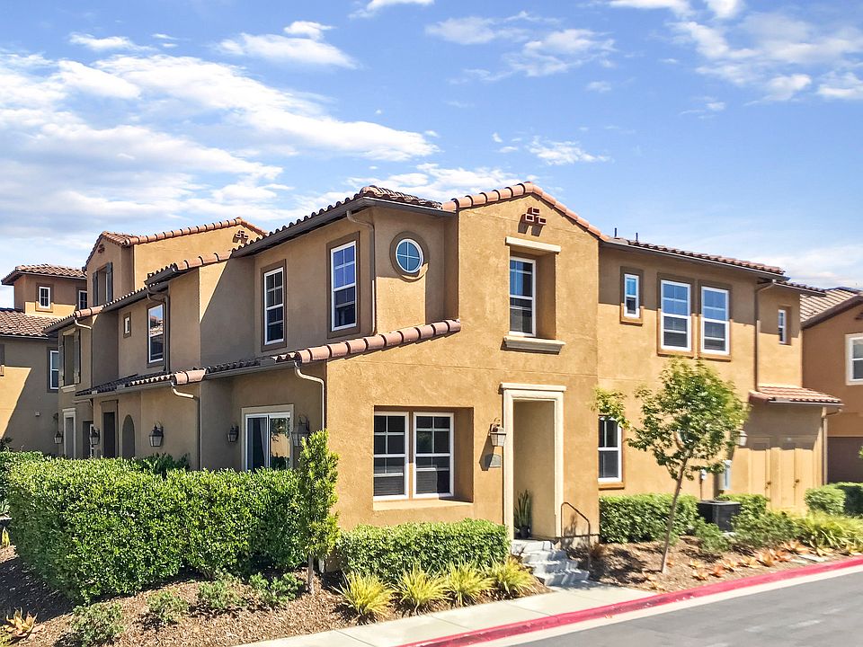 2nd image of 17071 Calle Trevino Unit 6