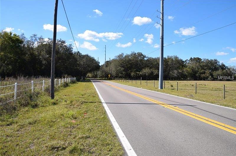 2nd image of 15210 Patterson Rd