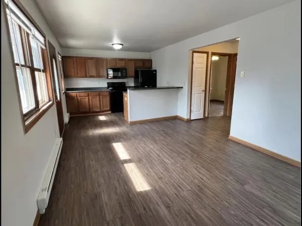 1114 Cherry St, Oshkosh, WI 54901