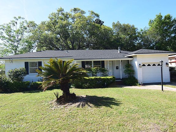 3rd image of 6418 Terry Parker Dr N