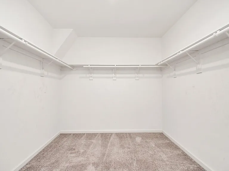 7802 Hightree Dr — Photo 30