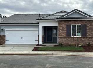 4094 Hoblitt Ave, Clovis, CA 93619