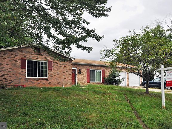 3rd image of 11316 Lenox Dr