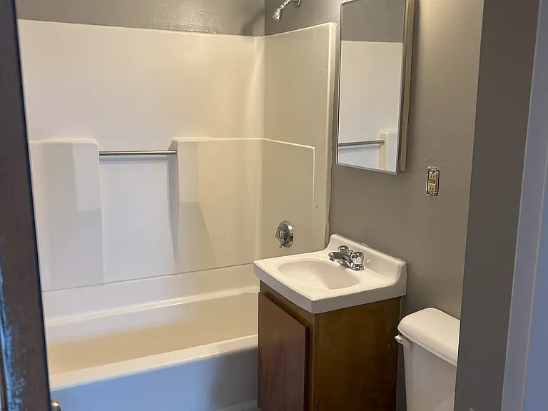 26A Edgemont Dr — Photo 7
