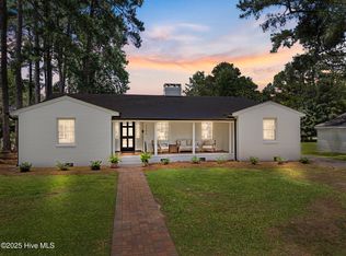 1206 Summit Ave, Washington, NC 27889