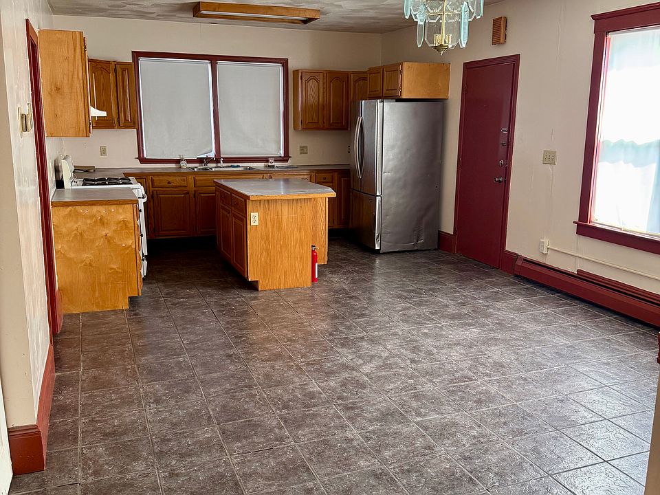 1st image of 508 Bowen St #1