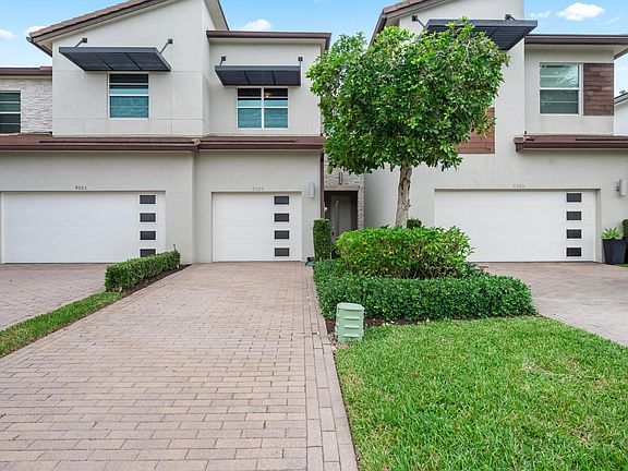 4th image of 9059 Kingsmoor Way