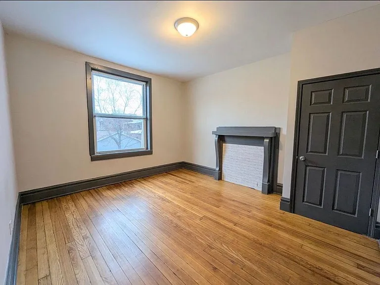 3649 Nebraska Ave #2F — Photo 4