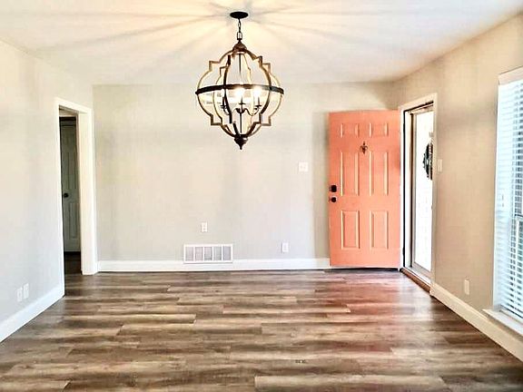 5th image of 2512 Newton Cir E
