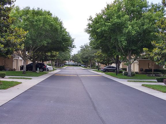 3rd image of 2501 Galliano Cir