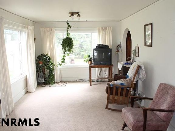 4th image of 312 Ash St