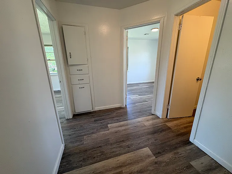 6921 Sears Ter — Photo 9