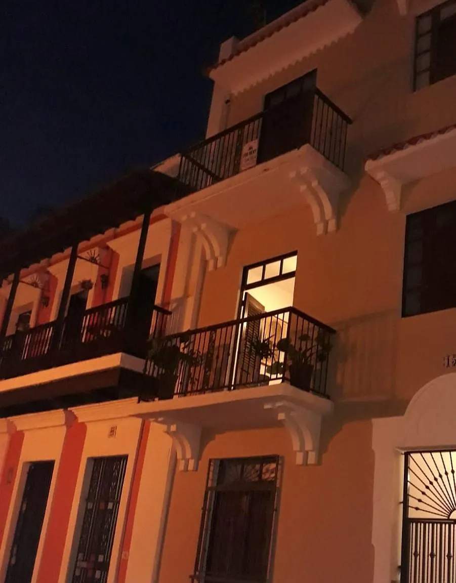 1 bed, 1000 sqft, $1,650 — Photo 2