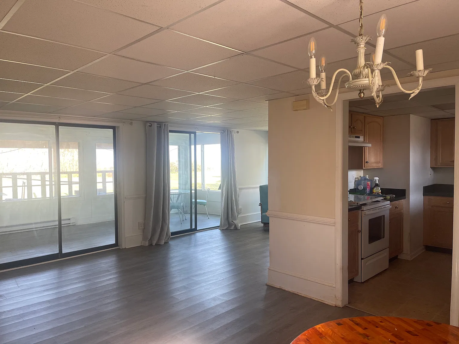 2 bed, 1.5 bath, 1100 sqft, $1,950 — Photo 3
