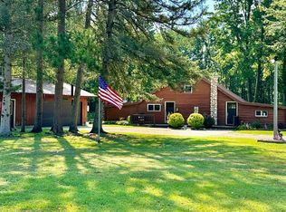 10910 Brampton Heights P.1 Rd, Gladstone, MI 49837