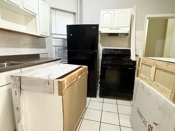 2nd image of 5304 Palisade Ave #202BB