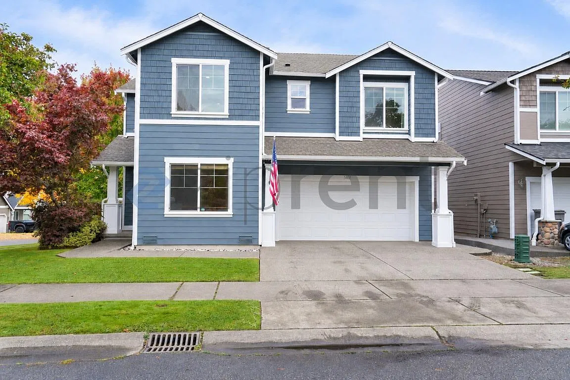 3 bed, 2.5 bath, 2243 sqft, $3,695 — Photo 1