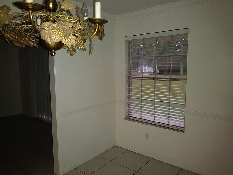 2613 Killarney Way — Photo 15