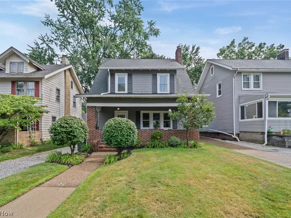 2515 Whitelaw St, Cuyahoga Falls, OH 44221