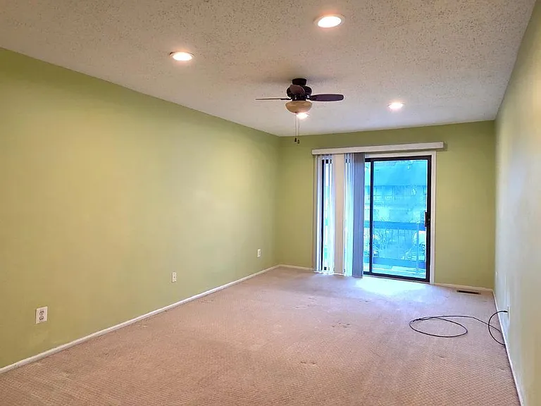 44 Azalea Ct — Photo 6