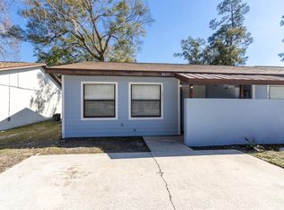 1957 SW 69th Dr, Gainesville, FL 32607