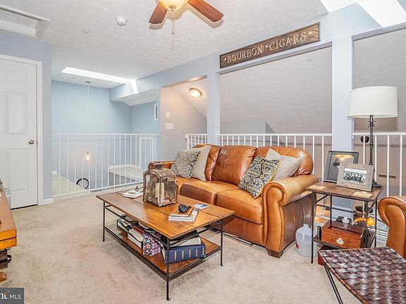 3rd image of 651 Burtons Cove Way Unit 6