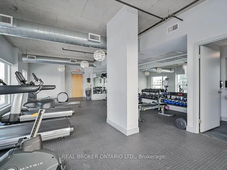 1 Victoria St S #203 — Photo 28