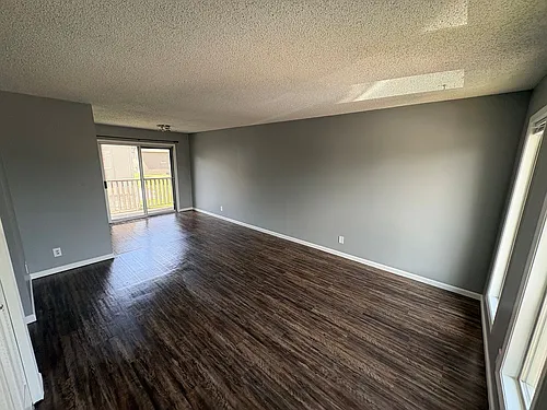 6720-6732 W Par Ln Photo 1