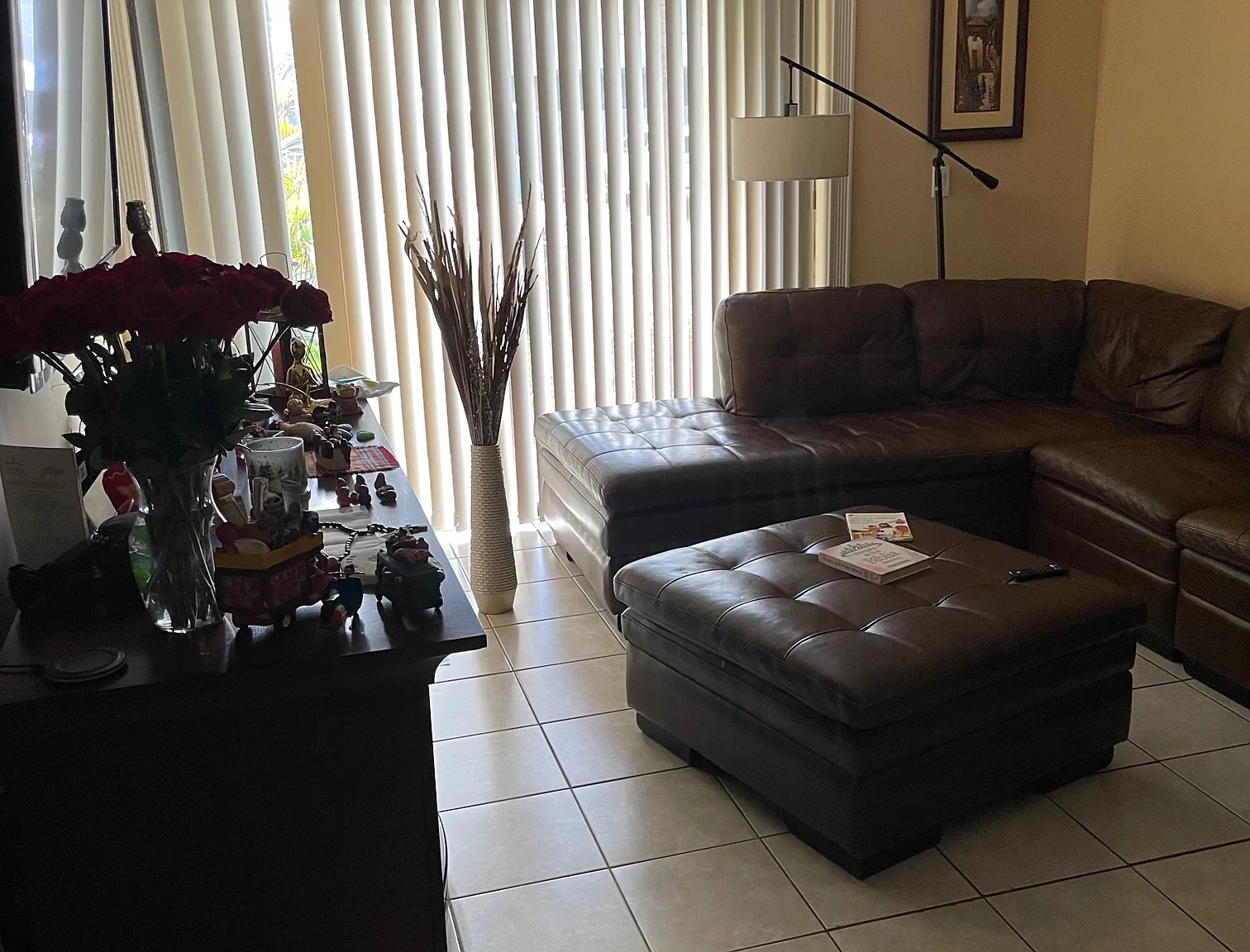 2 bed, 900 sqft, $2,200 — Photo 3