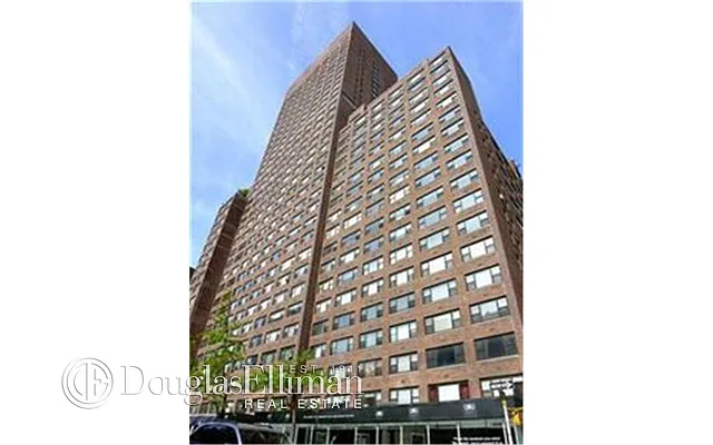 Sold by Douglas Elliman | media 20