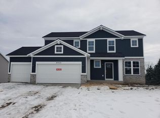6922 City View Dr, Hudsonville, MI 49426