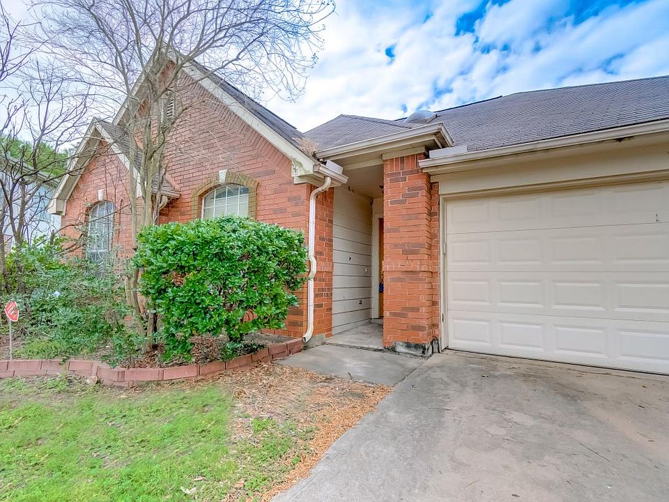 1st image of 6003 Chatham Woods Dr