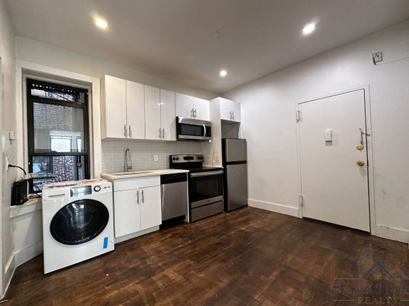 196 Clinton Ave #11E