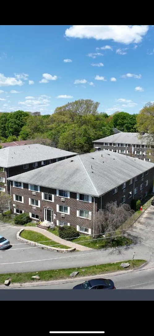 Willard Street Apartments offers the perfect location, with easy access to all major Highways 495... — Photo 1