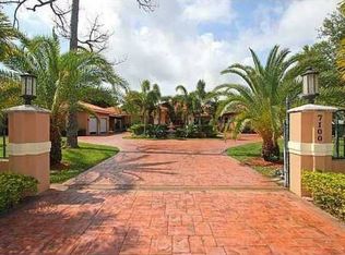 7100 SW 64th St, Miami, FL 33143
