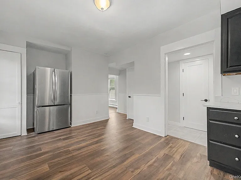 480 King St — Photo 11
