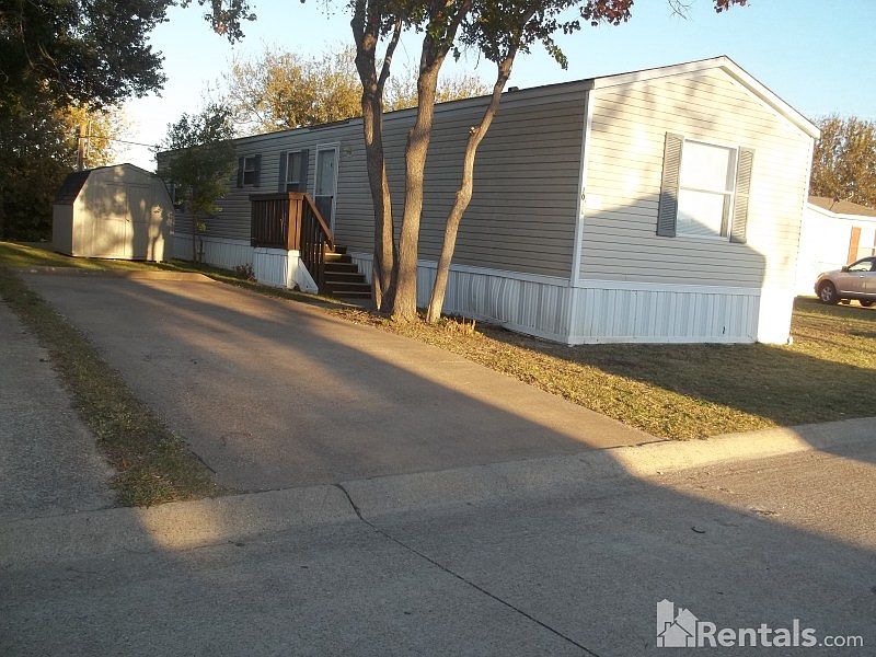 1st image of 1011 Cardinal Dr