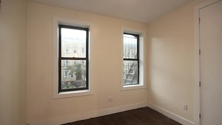 Rented by Nooklyn NYC LLC | media 14