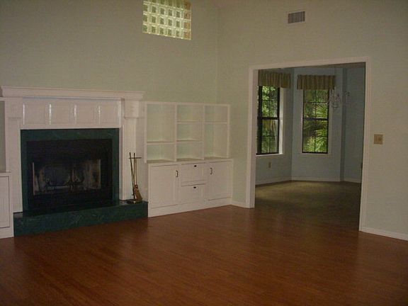 4th image of 119 Virginia Dr