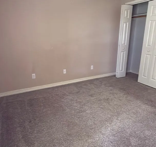9812 Kings Pointe Dr — Photo 46