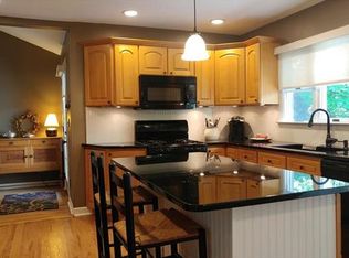 282 N Highland Ave, Pearl River, NY 10965