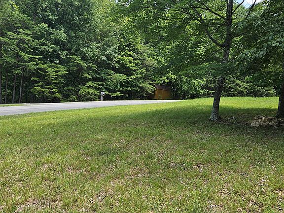 5th image of 2 Waterwood Dr
