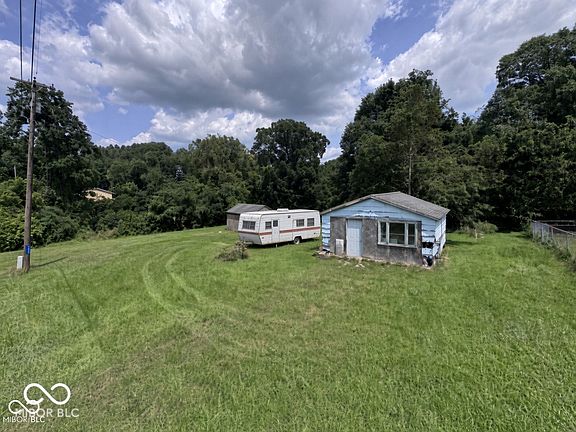 2nd image of 1612 N Lane Dr