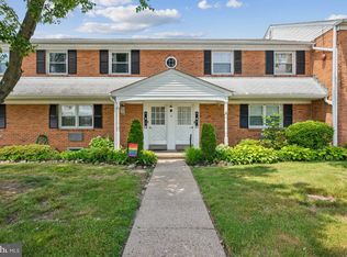 3 Sunnybrook Rd, Stratford, NJ 08084