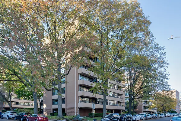 Sold by Keller Williams Realty Landmark | media 1