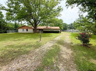 204 N Us Highway 287, Elkhart, TX 75839