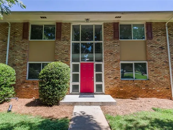 1594 Line Cir, Decatur, GA 30032