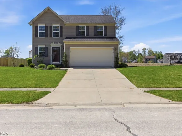 3286 Hidden Brook Dr, Ravenna, OH 44266